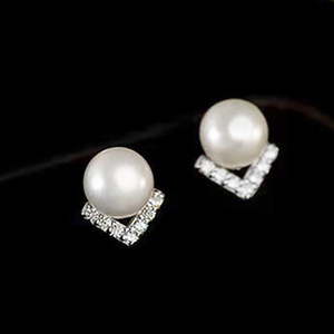 Orecchini a Perno Geometrici per Donne, Design Minimalista ed Elegante, Accessori per Orecchie da Indossare Quotidianamente - Product Image 3