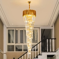 Lustre moderne en fer doré et cristal, design spirale large, hauteur réglable, garantie 5 ans, installation facile pour éclairage central