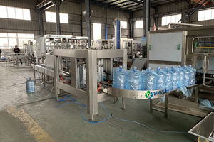 Máquina Automática para Llenar y Tapar Botellas <span class=keywords><strong>de</strong></span> Agua Potable <span class=keywords><strong>de</strong></span> <span class=keywords><strong>3</strong></span> a 5 Galones al Mejor <span class=keywords><strong>Precio</strong></span> - Product Image 6