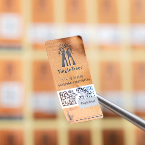 Étiquettes d'emballage auto-adhésives anti-contrefaçon en feuille d'aluminium inviolable Lustre métallique Autocollants de traçabilité du Code QR - Product Image 1