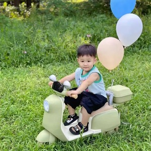 Hot Sale Kids Electric Motorcycle with Three Plastic Wheels New Style Mini Motor Car Battery Operated with <strong>Remote</strong> - Product Image 2