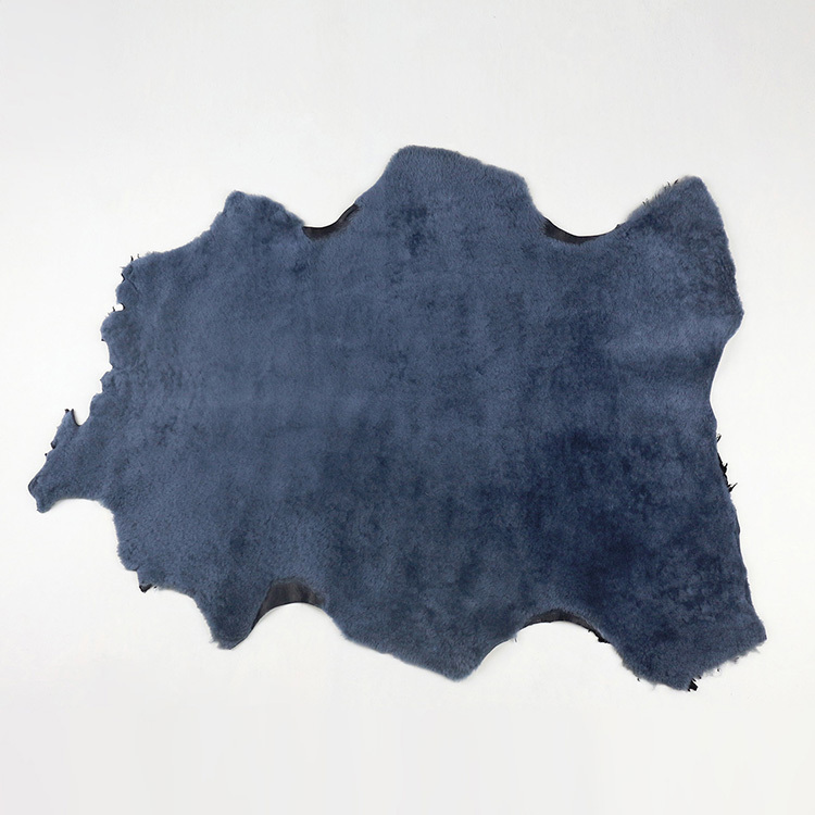 Bleu foncé