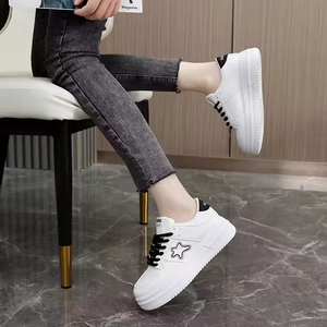 Nouvelles baskets 2026 à semelle épaisse, chaussures de sport décontractées pour étudiants, antidérapantes, pour femmes - Product Image 2