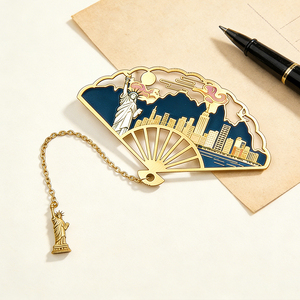 Marque-pages métalliques personnalisés créatifs, cadeaux souvenirs pour le tourisme, la remise des diplômes et les anniversaires, marque-page avec breloques pendentifs en chaîne - Product Image 3