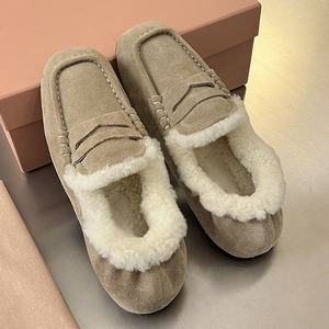 Zapatos informales marrones de lujo para mujer de marca Original MIUS, zapatos de felpa y cálidos antideslizantes, zapatos planos cálidos de gamuza para mujer - Product Image 5