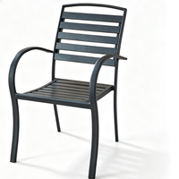 Fauteuil de jardin moderne en composite bois-plastique - Conception pliable, résistante à l'eau et durable pour hôtel, villa, parc et cuisine