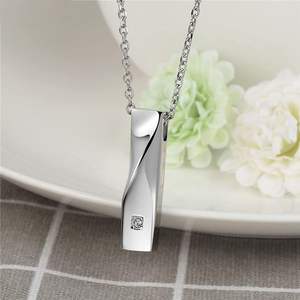 Collar con Colgante Cuadrado <span class=keywords><strong>de</strong></span> Acero Inoxidable, Moderno, con Urna para Cenizas <span class=keywords><strong>de</strong></span> Mascotas, Abrible, para <span class=keywords><strong>Amantes</strong></span> <span class=keywords><strong>de</strong></span> Mascotas - Product Image 4