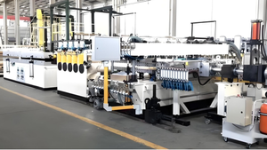 Ligne d'extrusion de feuilles en plastique recyclé PC PS PMMA, section transversale creuse <span class=keywords><strong>ondulée</strong></span>, extrudeuses de <span class=keywords><strong>polycarbonate</strong></span> optique trapézoïdales - Product Image 5
