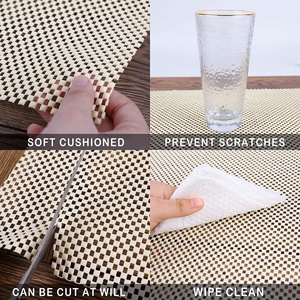 Alfombrilla Antideslizante Profesional Tejida para Mascotas, Fácilmente Ajustable, Gruesa, para Gabinetes y Cajones, para el Hogar, Autos y Camping - Product Image 4