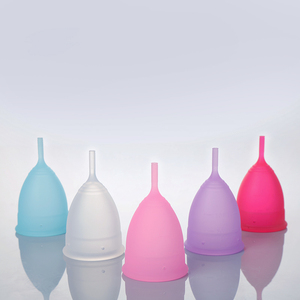 Copas menstruales de silicona orgánica reutilizables de nuevo diseño, <span class=keywords><strong>precio</strong></span> para mujeres - Product Image 1