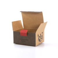 Belle boîte en kraft personnalisée avec logo imprimé, emballage plié brun pour l'emballage de lignes UBS
