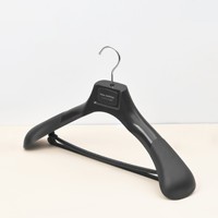 Cintre en plastique pour costumes, épaissi et renforcé, design moderne et minimaliste, pour la maison et les magasins de vêtements