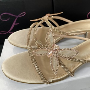 Elegant Rhinestone Flower Heeled Sandals Open Toe on Mules for Women Sexy <b>Block</b> Heel Sandals - Product Image 3