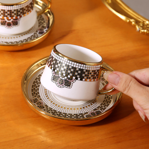 Set di Tazza e Piattino in <span class=keywords><strong>Porcellana</strong></span> Vintage Europea, Tazza <span class=keywords><strong>da</strong></span> Caffè in Ceramica Ecologica e Riutilizzabile - Product Image 4