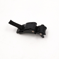 Boucle réglable à dégagement rapide pour casque de moto