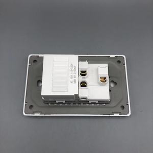 Enchufe Universal Estándar Americano para PC, 6 Puertos con USB Tipo A y Tipo <span class=keywords><strong>C</strong></span>, Enchufe para Perú/<span class=keywords><strong>Bolivia</strong></span>/Ecuador/Tailandia/Vietnam - Product Image 3