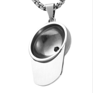 Colgante de acero inoxidable con forma de sombrero para hombre, collar informal estilo punk retro, diseño geométrico con forma de comida, 120107 - Product Image 3