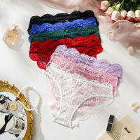 Lingerie sexy en maille de dentelle taille basse pour femmes sous-vêtements string évidés transparents avec culotte tricotée en strings