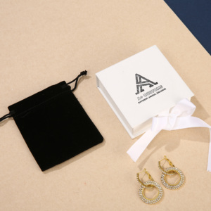 Caja de Regalo para Joyería con Forma de Libro, con Inserto de Esponja Satinada y Cinta, con Logotipo Personalizado, para Collares, Mejora el Atractivo Visual de las Cajas - Product Image 3