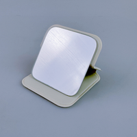 Nouvel Arrivage Mini Miroir Pliable Carré Miroir Cosmétique de Poche en Cuir PU Logo Personnalisé Portable Debout Voyage Design Compact 1X