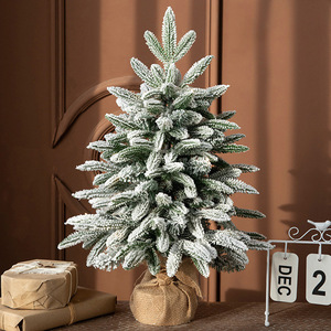 <span class=keywords><strong>Di</strong></span> alta qualità <span class=keywords><strong>piccolo</strong></span> albero <span class=keywords><strong>di</strong></span> <span class=keywords><strong>natale</strong></span> ornamenti <span class=keywords><strong>di</strong></span> legno fondo Mini cedro floccato Look decorazioni natalizie per Navidad Natal Arbol - Product Image 2