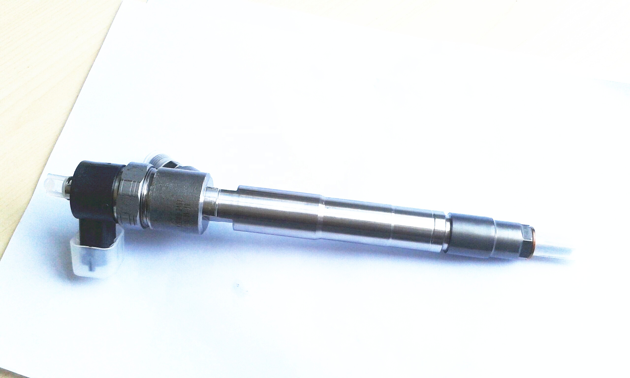 High Quality New Diesel Fuel Injector  0445110376  Common Rail Injection Nozzle 0445110594 For CUMMINS