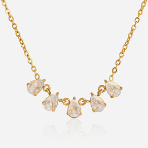 Collier en zircon en forme de larme, pendentif solitaire en acier inoxydable plaqué or 18 carats, bijoux pour femmes à porter tous les jours - Product Image 1