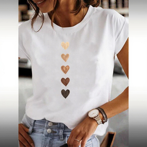 T-shirt blanc décontracté d'été pour femme en polyester écologique imprimé cœur, col rond, manches courtes, respirant, avec logo décoratif - Product Image 3