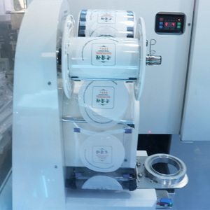 Distributeur automatique de <span class=keywords><strong>boba</strong></span> en gros, machine à thé aux bulles entièrement automatique, bras robotique cobot, robot à thé, meilleure vente - Product Image 4