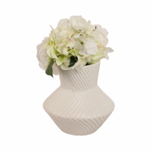 Vaso in ceramica moderno a forma di clessidra con rigature per l'arredamento del soggiorno - Product Image 2
