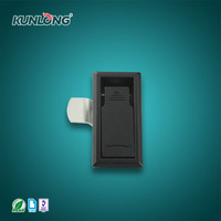 Serrure d'armoire de panneau électrique en alliage de zinc SK1-052-2 pour serrure de loquet de porte coulissante