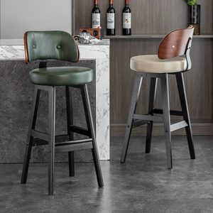 Tabouret haut nordique en bois massif avec dossier siège en cuir <span class=keywords><strong>de</strong></span> vachette <span class=keywords><strong>de</strong></span> luxe léger <span class=keywords><strong>chaise</strong></span> <span class=keywords><strong>de</strong></span> <span class=keywords><strong>bar</strong></span> simple pour meubles <span class=keywords><strong>de</strong></span> salon - Product Image 1