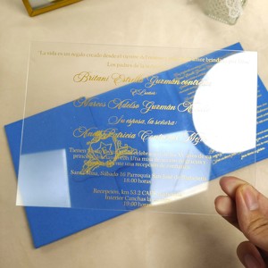 Invitaciones de Boda de Terciopelo Azul Cielo, Juego de Tarjetas de Invitación Acrílicas con Lámina Dorada, Monograma Personalizado, Páginas Interiores Editables, Diseño Único para Matrimonio - Product Image 2
