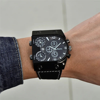 Montre pour homme Oulm 9315, carrée, antique, en acier inoxydable, trois fuseaux horaires, hip-hop, décontractée, grande taille, vente chaude
