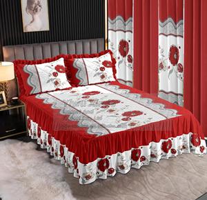 Juego de Cubrecama Acolchado de 7 Piezas Tamaño King de la Colección LILIANNA - Estampado Floral, Incluye Cortinas, 100% Poliéster - Product Image 3