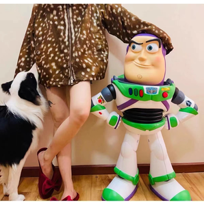 In fibra di vetro artificiale <span class=keywords><strong>sceriffo</strong></span> legnoso Buzz statua in resina rossa giocattolo storia bambole decorazione per la casa da giardino artigianato film ispirato - Product Image 6