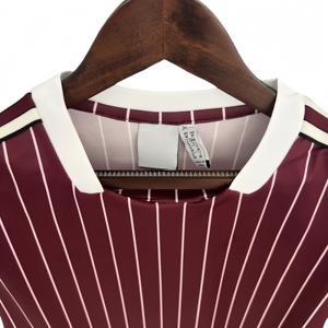 2526 nuova stagione stile rosso e bianco a righe retrò stile comoda e traspirante <span class=keywords><strong>tuta</strong></span> da <span class=keywords><strong>calcio</strong></span> - Product Image 3