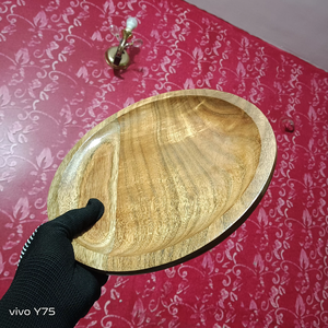 Plato de Madera Rústico con Superficie Pulida Natural para Servir Comida en Cocina, Restaurantes y Ocasiones Especiales - Product Image 5