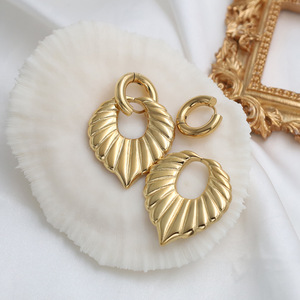 Gold Leaf Shape Huggie Earrings Zinc Alloy Geometric Design Party Jewelry DG-ED00184 - Product Image 1