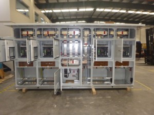 Tableau de distribution compact aux normes australiennes avec boîtier triphasé 400V et tableau de commutation <span class=keywords><strong>Senergy</strong></span> pour bâtiment commercial - Product Image 2