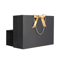 Sacs en papier réutilisables de taille personnalisée, écologiques, noirs, pour emballages cadeaux, aliments, vêtements, chaussures et marchandises de détail