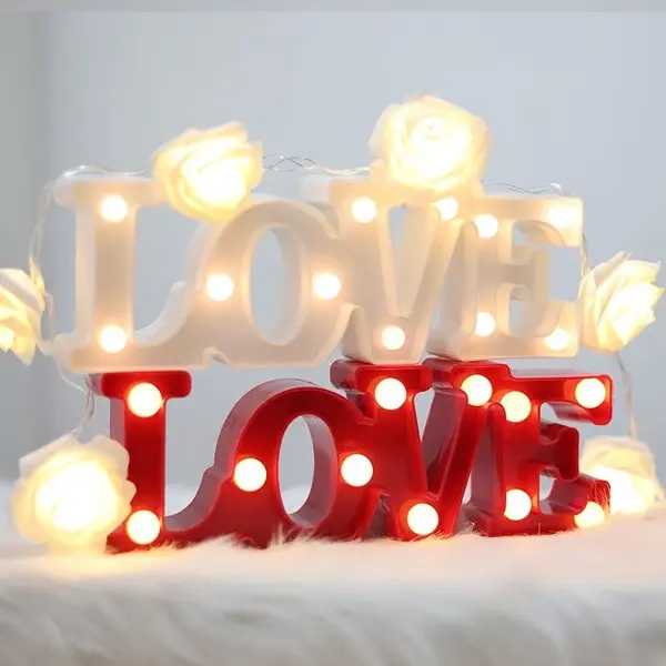 Nice 2021 Factory Supplier Waterproof Illuminated Sign Love Letters Marquee Led Light Up Letters For Valentine's Day