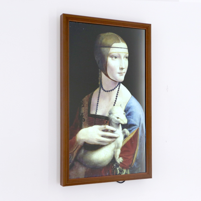 NFT Display Digital Art Meural Frame 21.5 Inch Electronic Photo Picture Frame with Wifi Speaker App Control