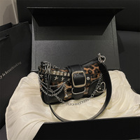 Sac bandoulière texturé rétro pour femme, style Spicy Girl, avec chaîne et cœur, sac à main simple