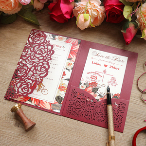 Invitations de <span class=keywords><strong>mariage</strong></span> de luxe personnalisées Kits de cartes découpées au laser Invitations de <span class=keywords><strong>mariage</strong></span> de poche <span class=keywords><strong>rose</strong></span> creuse avec enveloppes - Product Image 1