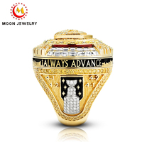 Bague de championnat de course hippique personnalisée, plaquée or, pierres CZ multicolores, trophée de vainqueur de tournoi équestre, cadeau pour homme