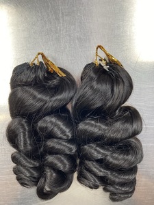 Capelli 100% umani # Capelli Ricci Sciolti 1b per Intrecciare, Capelli Umani di Alta Qualità Effetto Piumato per Acconciature, <span class=keywords><strong>Prodotti</strong></span> di Bellezza per Donne - Product Image 4