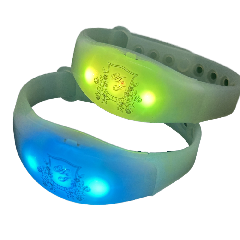 LED Glow Bracelets Sound Activated LED Bracelets Music Party Favors for Wedding, Raves, Concert, Camping, Sporting Events, Party