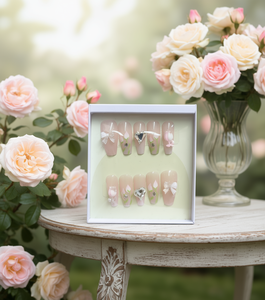 Orecchini in Stile Francese con Fiocco Rosa, Gioielli alla Moda per Donne - Product Image 2