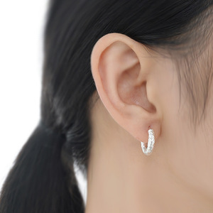 ANENJERY Simple Geometric Golden <strong>Silver</strong> Color Metal Small <strong>Huggies</strong> for Women Men Jewelry Texture Pattern Circle Hoop Earrings - Product Image 2